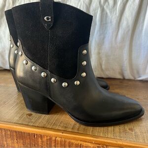 Coach “Pauline” Black Leather/Suede/Studs Ankle Boots NWOT 7.5M